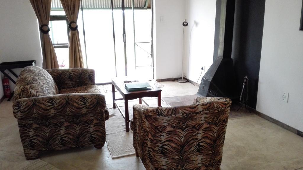 Pumula Guest Farm Villa Fouriesburg Bagian luar foto