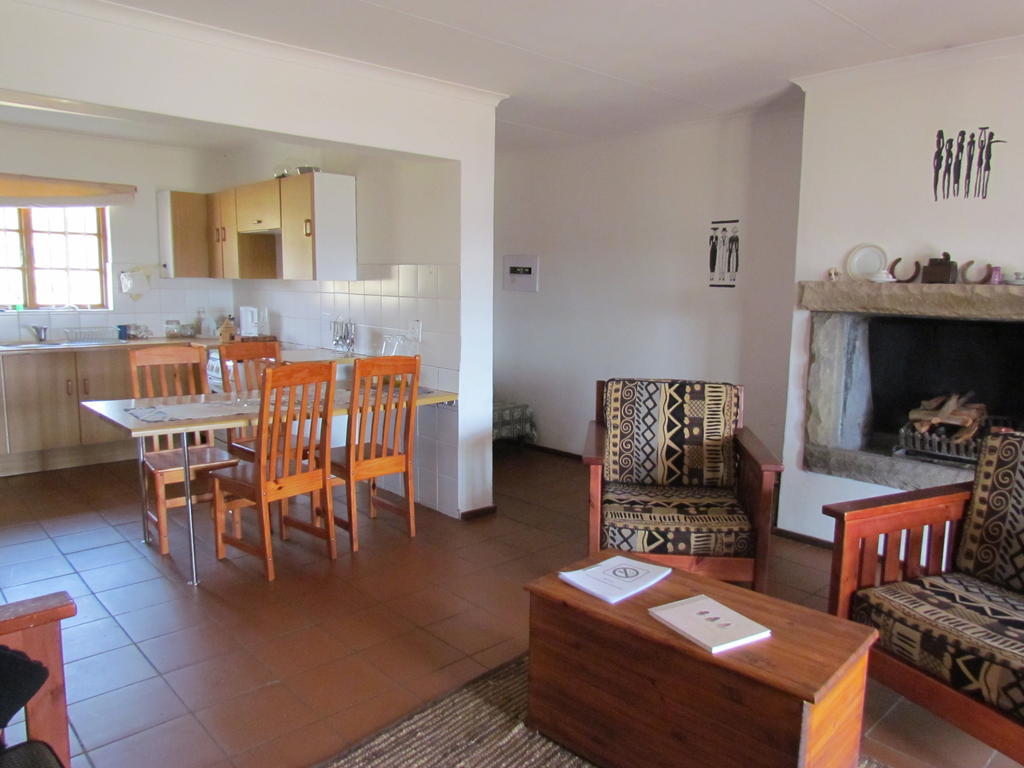 Pumula Guest Farm Villa Fouriesburg Ruang foto